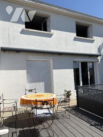 MAISON D'HABITATION AVEC POSSIBLITÉ PARTIE COMMERCIALE OU INVESTISSEMENT LOCATIF