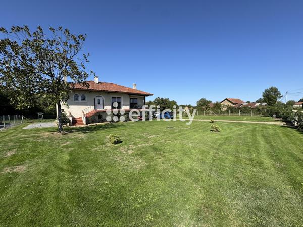 Maison
         9 pièces
        - 190 m² Exclusivité