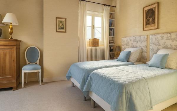 Maison à vendre    7 pièces • 155 m2 Chambourcy