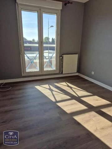 Appartement à louer 2 pièces 46.15m² Cambrai (59400)