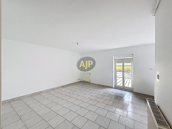 Location appartement Tonnay Charente : 520 € - AJP Immobilier Rochefort