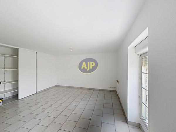 Location appartement Tonnay Charente : 520 € - AJP Immobilier Rochefort