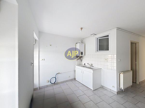Location appartement Tonnay Charente : 520 € - AJP Immobilier Rochefort