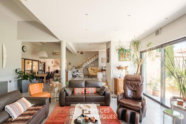 Villa contemporaine aux accents méditerranéens