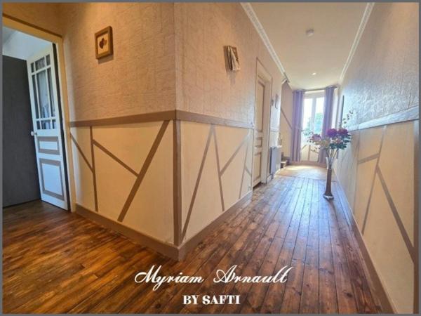 Grande maison de ville avec jardin