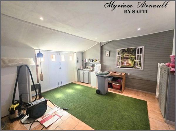 Grande maison de ville avec jardin