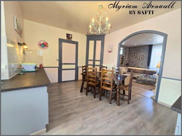 Grande maison de ville avec jardin