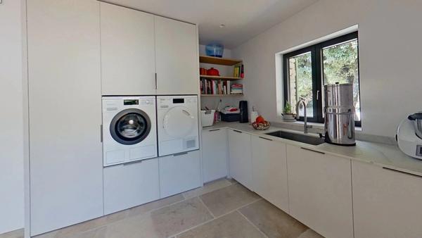 PROPRIÉTÉ À VENDRE GORDES (84)