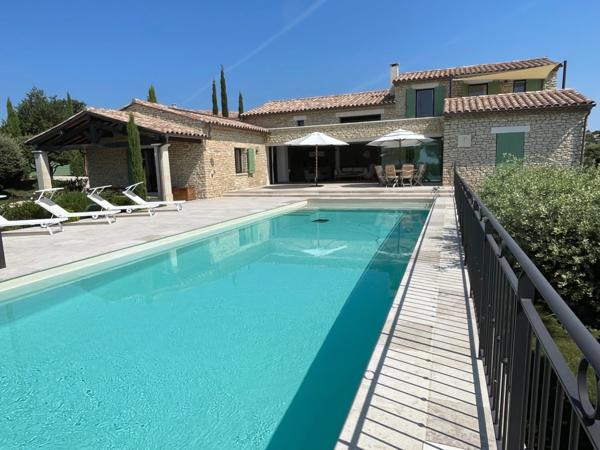 PROPRIÉTÉ À VENDRE GORDES (84)