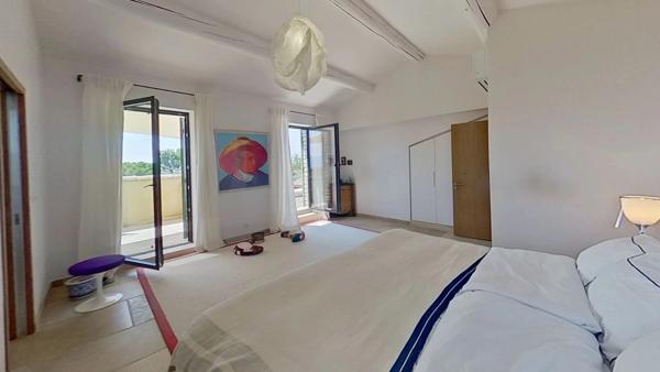 PROPRIÉTÉ À VENDRE GORDES (84)