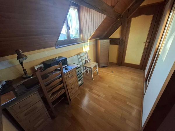 // A SAISIR  Maison de campagne proche Verneuil d'Avre & d'Iton 8 pièces 133m2 + terrain 1720m²