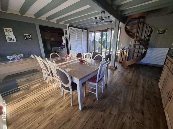 // A SAISIR  Maison de campagne proche Verneuil d'Avre & d'Iton 8 pièces 133m2 + terrain 1720m²