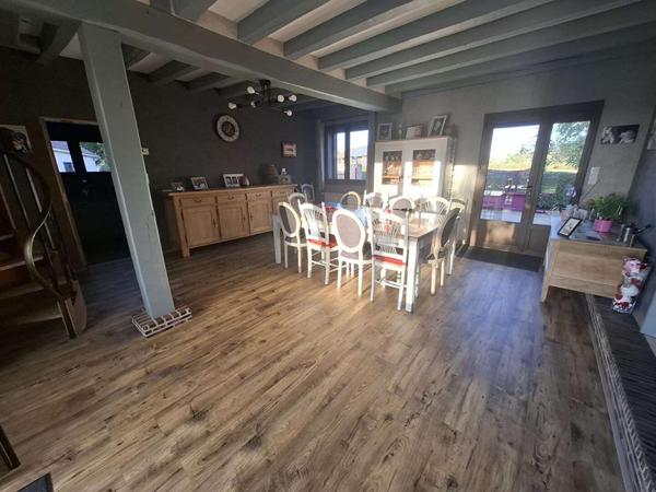 // A SAISIR  Maison de campagne proche Verneuil d'Avre & d'Iton 8 pièces 133m2 + terrain 1720m²