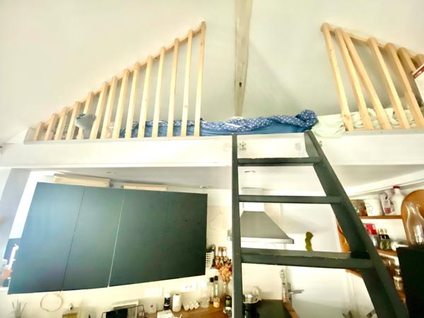 APPARTEMENT T3 atypique en plein centre de POITIERS