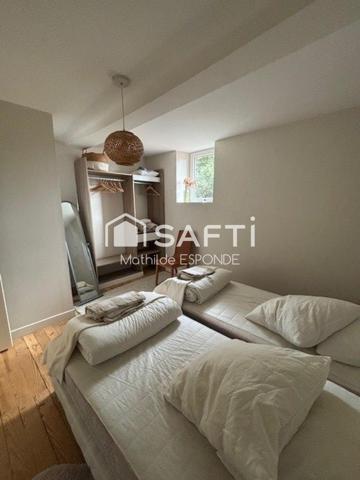 Appartement de ville rénové, 2 chambres, cheminée