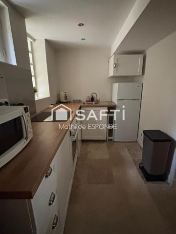 Appartement de ville rénové, 2 chambres, cheminée