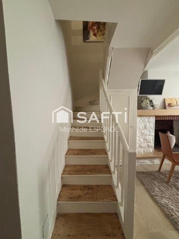 Appartement de ville rénové, 2 chambres, cheminée