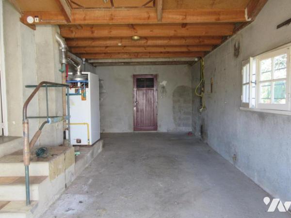 MAISON 4 CHAMBRES + HANGAR