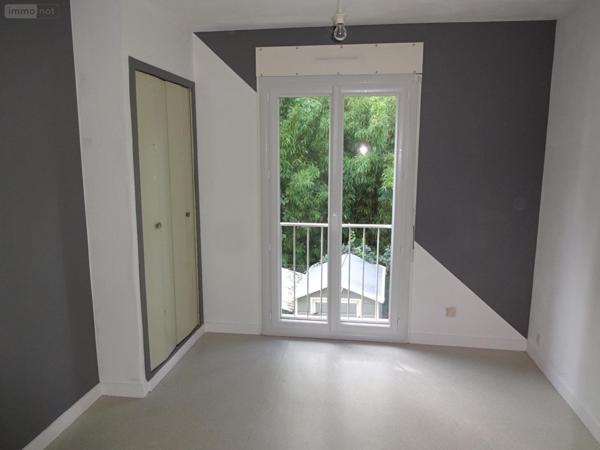 Maison à vendre à Larchamp en Mayenne (53220), ref : 036/792