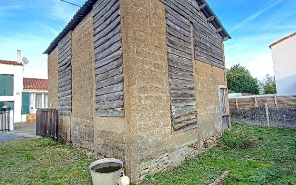 Maison à vendre    1 pièce •  Talmont-Saint-Hilaire