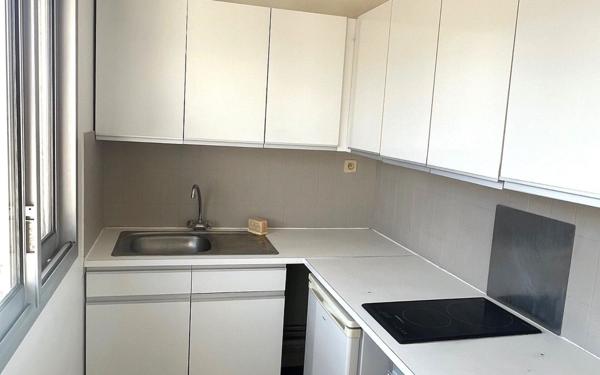 Appartement à vendre    1 pièce • 27,50 m2 Vincennes