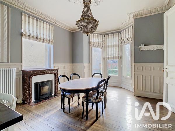 Maison à vendre 7 pièces 230 m² Fère-Champenoise