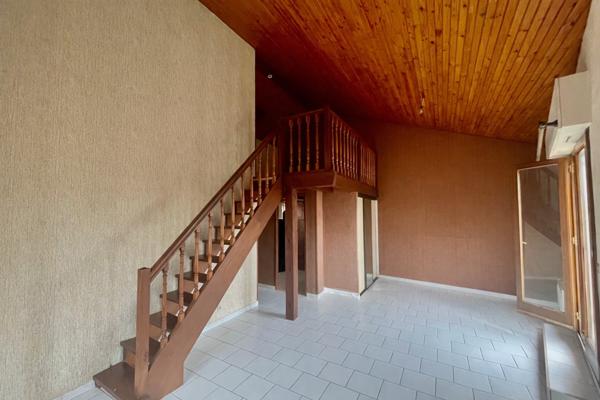 A VENDRE Appartement T1 Bis en duplex centre ville Mont De Marsan grande terrasse