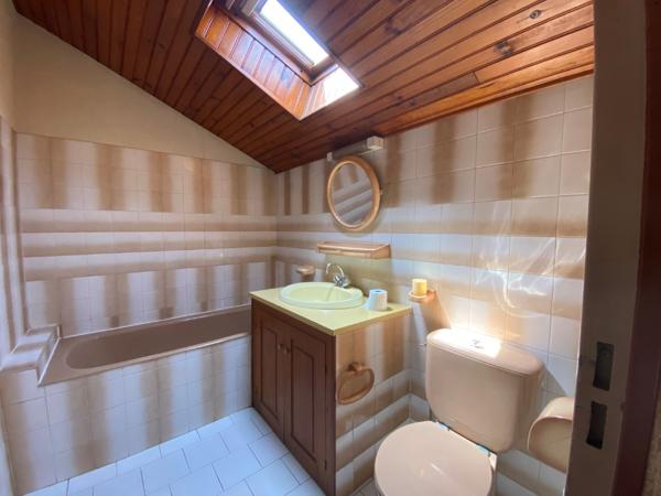 A VENDRE Appartement T1 Bis en duplex centre ville Mont De Marsan grande terrasse