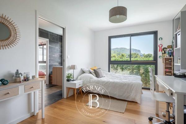Coublevie, Maison 5 Chambres -  209 m² à vendre