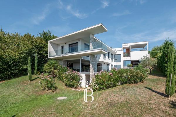 Coublevie, Maison 5 Chambres -  209 m² à vendre
