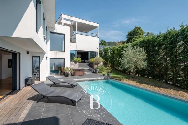 Coublevie, Maison 5 Chambres -  209 m² à vendre