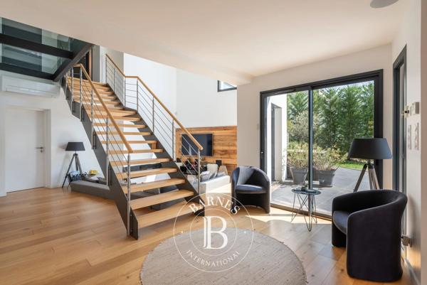 Coublevie, Maison 5 Chambres -  209 m² à vendre