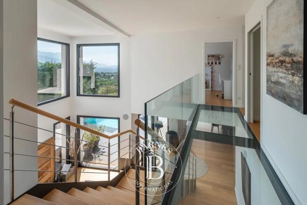 Coublevie, Maison 5 Chambres -  209 m² à vendre