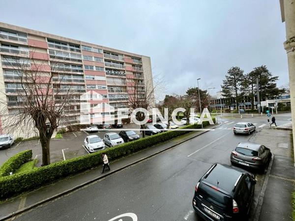 Location Appartement 3 pièces 80.38 m² - 17 RUE GUILBAUD Brest 29200
