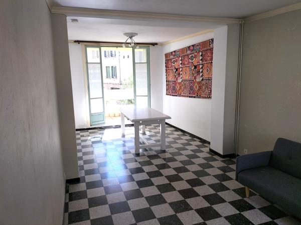 Avignon (84000) APPARTEMENT T4 DE 90M2
