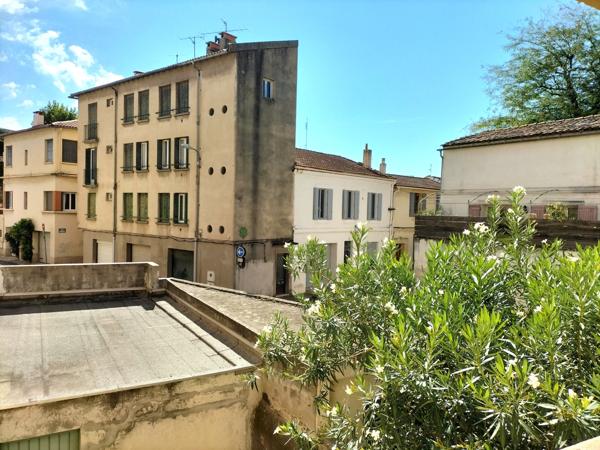 Avignon (84000) APPARTEMENT T4 DE 90M2