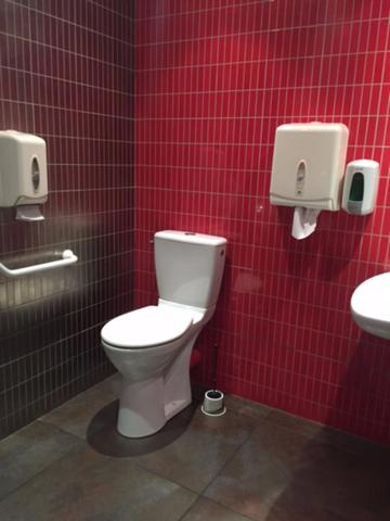 Dpt Hautes Pyrénées (65), à vendre LOURDES Bar - Brasserie