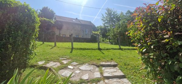Une Maison de Caractère en pierre à Découvrir avec votre Nestenn Le Pont De Beauvoisin