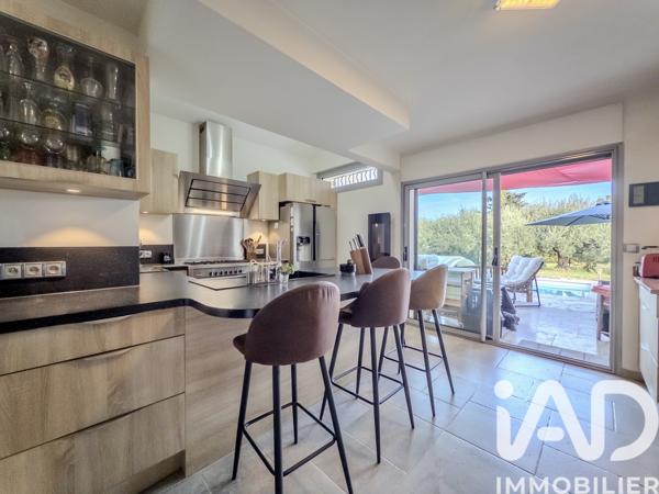 Maison à vendre 4 pièces 150 m² Peymeinade