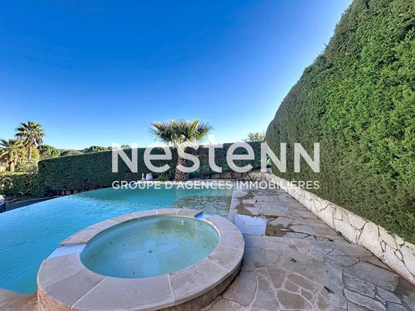 Maison Roquebrune Sur Argens 7 pièce(s) 171m2