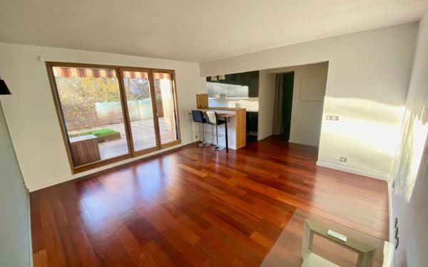 Appartement à louer    2 pièces • 49,95 m2 Saint-Julien-en-Genevois