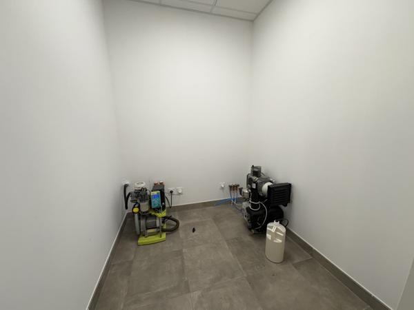 Perpignan (66000) Local toute activité 165 m² FRAIS OFFERTS !