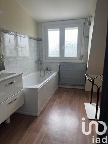 House for sale 4 rooms 84 m² Cambrai