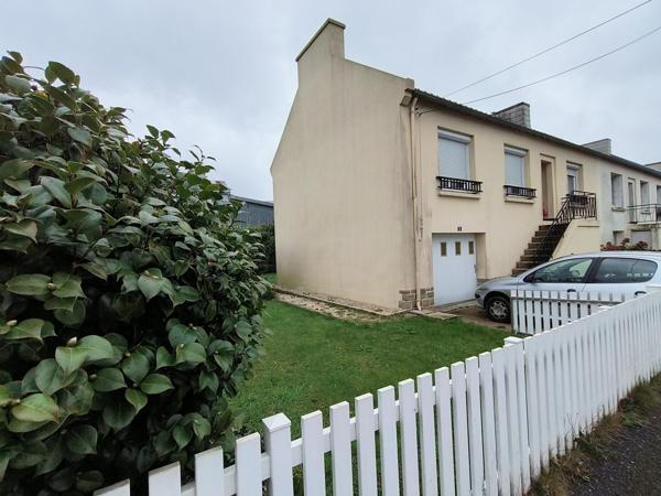 Maison proche des commerces, écoles dans une rue calme