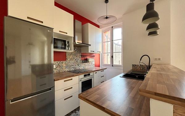 Appartement à louer    3 pièces • 77,15 m2 Toulouse