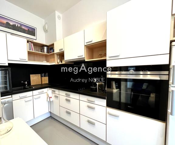 Appartement à ANGERS, 49100 - 2 pièces 55m²