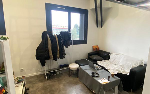 Appartement à louer    1 pièce •  Lyon 8