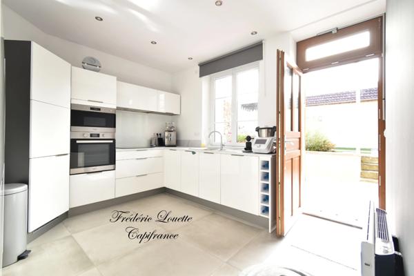 Maison à vendre 5 pièces 130 m² avec jardin et dependance sur TROISSY (51)