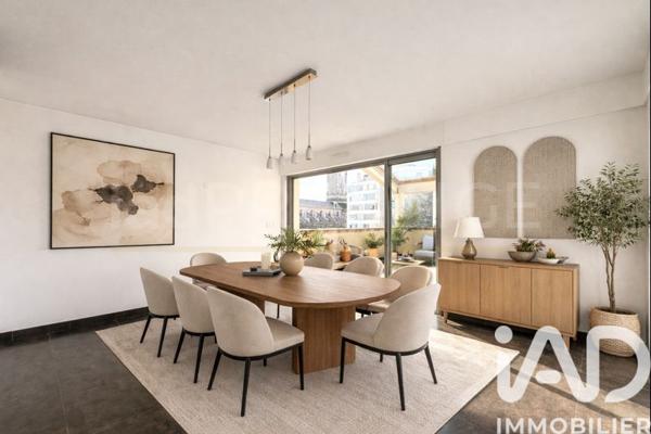 Appartement à vendre 6 pièces 215 m² Nîmes