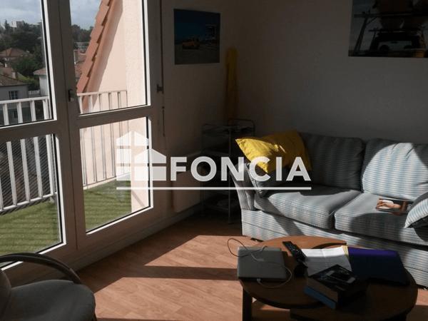 Location Appartement 2 pièces 31.76 m² - RESIDENCE LA CHAPELLE - 31 RUE DE LA GANTERIE Poitiers 86000